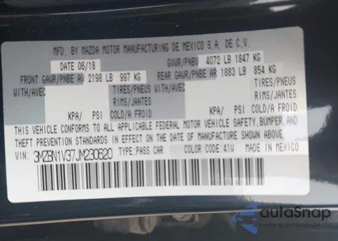 2018 Mazda 3 Touring z USA, uszkodzony, nr VIN 3MZBN1V37JM230620